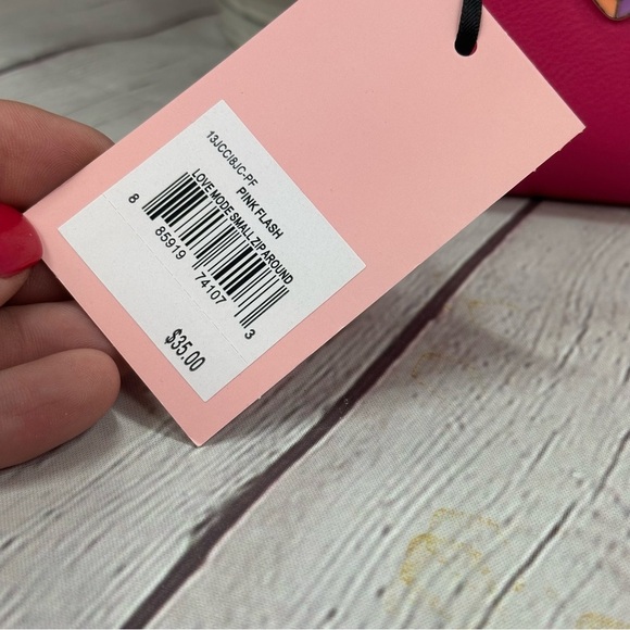 NWT Juicy Couture Pink flash love mode Heart Embellished small zip around Wallet - Picture 3 of 8